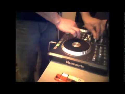 Dj Meriç KESER feat Gir kanıma street mix 2013 ( Stüdyo Clip ) .mp4