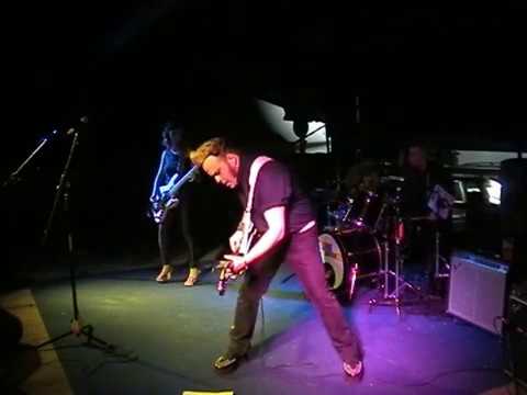 The Petrifieds live at Festival Beat 2004