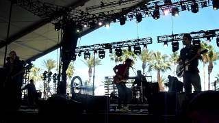 Black Lips - I Saw A Ghost (Lean) Live - Coachella 2012