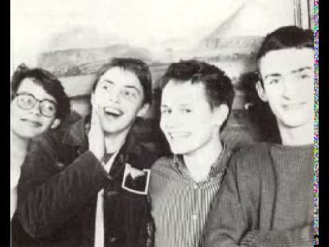 John Peel's Purrkur Pillnikk - Fullkomnun