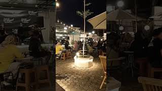 Download lagu Malam minggu kafe penuh #shorts mp3