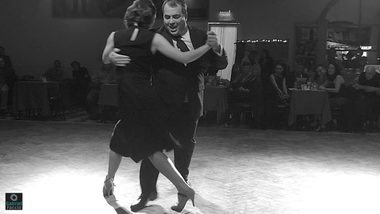 Video thumbnail for Hernán Alvarez Prieto e Inés Muzzopappa