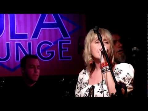 Lori Yates - She's Got You  (Patsy Cline Cover)