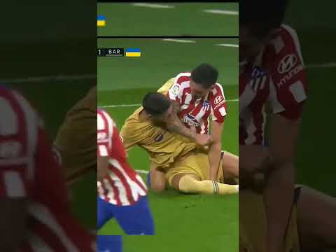 ¿pelea o futbol?¿Que es eso? #shorts #futbol #messi #cristiano #seleccióndeargentina #youtubeshorts