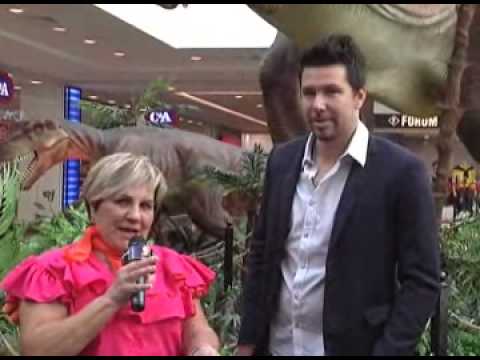 Programa Neusa Bighetti exibido no dia 14/07/2013 - Ribeirão Shopping Exposição Dinossauros 2013