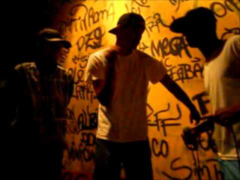 Batalha de Mc's - Casa Amarela Iago vs Boca Mola 08\09\2012