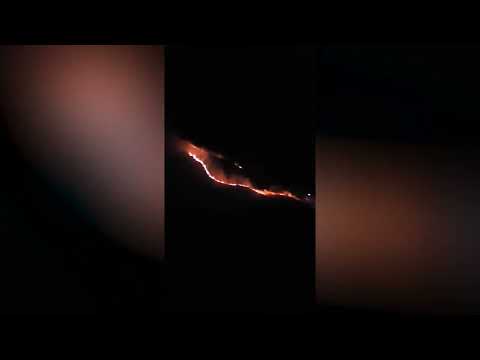 INCENDIO FORESTAL EN EL PÁRAMO ENTRE EL LÍMITE DE NAPO Y PICHINCHA
