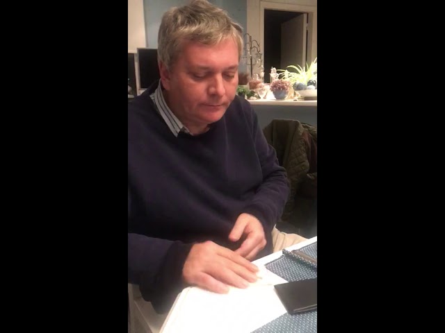 Vídeo relacionado con Flash Cash Wallet | Divertidos accesorios interactivos de mago, trucos de cartera mágica fáciles | para reuniones familiares, eventos, hogar, viajes, talentos, espectáculos de actuación, fotografía de