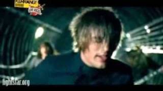 FIGHTSTAR -  WASTE A MOMENT
