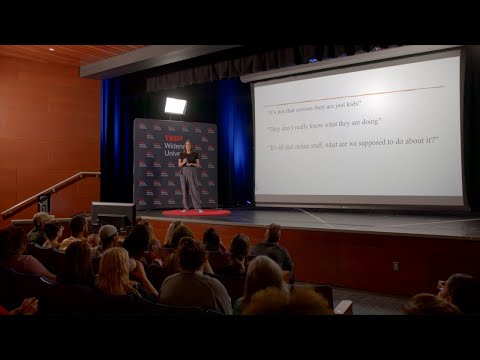 The Dark Side of Connectivity: Technology and Gang Activity