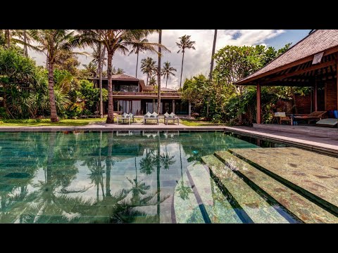 Secluded Beachfront Villa Manis | 5 BR | Candidasa