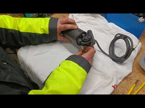 Lenco trim tab dismantling.