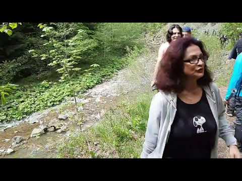 Cheile TISITEI - rezervatia naturala - intre gura TISITEI si tunelul MARE si retur... cascada PUTNA