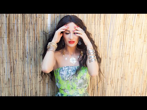 𝗝𝘂𝘀𝘁𝘆𝗻𝗮 𝗦𝘁𝗲𝗰𝘇𝗸𝗼𝘄𝘀𝗸𝗮 & 𝗕𝗼𝗯𝗮𝗻 𝗠𝗮𝗿𝗸𝗼𝘃𝗶ć - 𝗞𝘁𝗼 𝘄𝗰𝗶𝘀𝗸𝗮 𝗺𝗶 𝗸𝗶𝘁 (𝗢𝗳𝗳𝗶𝗰𝗶𝗮𝗹 𝗠𝘂𝘀𝗶𝗰 𝗩𝗶𝗱𝗲𝗼)