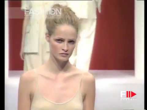 "Max Mara" Spring Summer 1997 Milan 4 of 4 pret a porter woman by FashionChannel