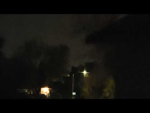 Rain & Breezy ESE To SE Winds 11:07pm November 8, 2021