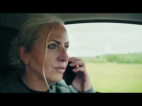 Volvo Trucks – Collision Warning with Emergency Brake helps you avoid rear-end collisions