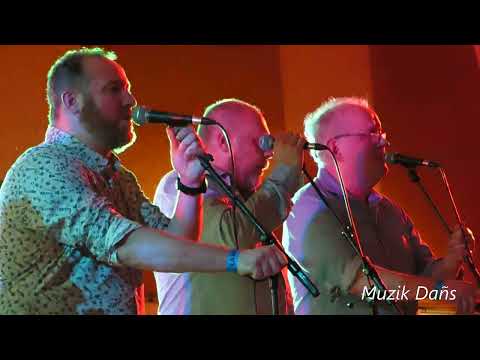 Danse bretonne : rond d'Loudia/Loudéac - Les traines meuriennes orchestra - Nuit Jaune Elliant 2018