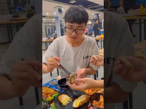 Bach Kinh Students Save this restaurant and show it off #reviewanngon #ancungtiktok #ther_nguyen