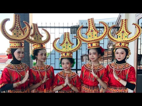 Tari Kreasi Toraja (To Manglaa) - SMA Nasional Makassar