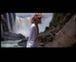 Bond Lured To Pyramid