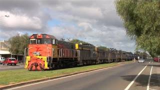preview picture of video 'Y145-T357-T320-T341-T378-S303 Wycheproof Sat 31/07/10'