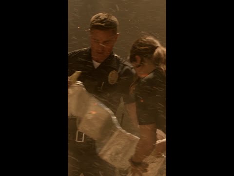 Das ist mal ein heißes Geständnis. 🔥 Die 7. Staffel von »The Rookie« gibt es jetzt auf Sky. 🍿