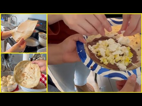 Hondureñas enseñando hacer tortillas para baleadas 😅 , un desayuno típico de Honduras