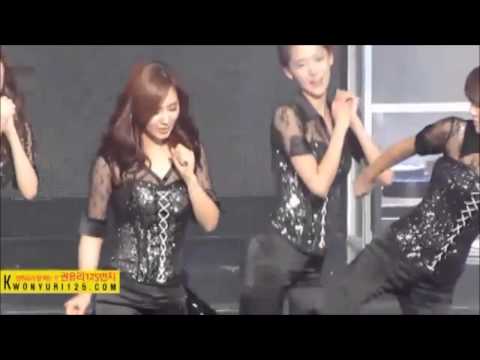 snsd funny concert