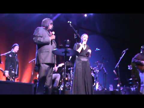 Carminho e Milton Nascimento - O Que Será @  'Carminho convida Milton Nascimento' - 01.02.2013