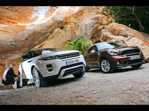 Mini Paceman vs. Range Rover Evoque - Between jacket and rubber boots