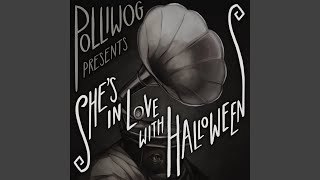 Download lagu [She's In Love With] Halloween mp3