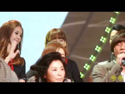 [Fancam] 10.11.06 Taeyeon SNSD - Ending