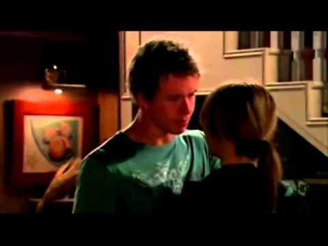 4869 -  Aden and Belle - scene