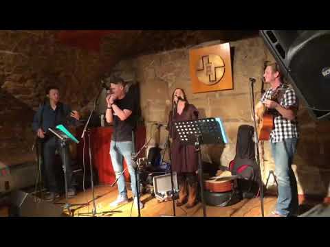 HOP A ŠAVANI - Pár tónů