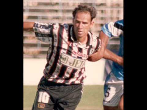 Gol de Garrafa Sánchez al Barcelona