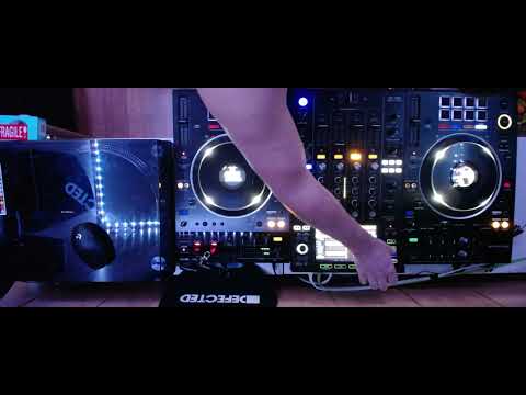 House Music Mix OscarRisan Matinee Group,Space Barcelona, Café Olé, L'atlantida, La Madame, Souvenir