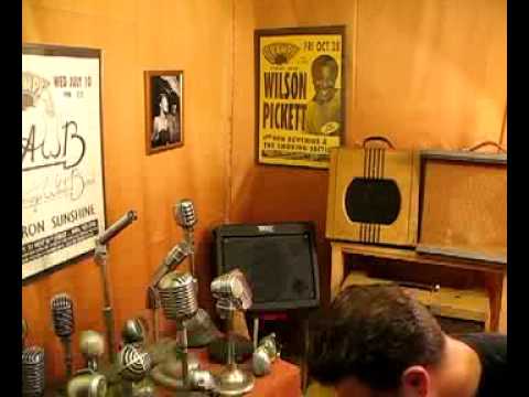 RCA Bullet Harp Mic High Z 1/4" Jack Aerodynamic