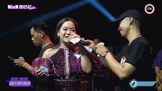 Download lagu BISIKAN KASIH (cover) - Erika Syaulina || NiaN Music@nianmusicent5913 mp3 Download lagu BISIKAN KASIH (cover) - Erika Syaulina || NiaN Music@nianmusicent5913 mp3