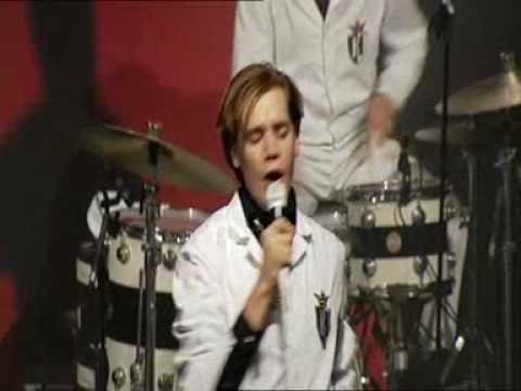 The Hives- Outsmarted at Visions Gala