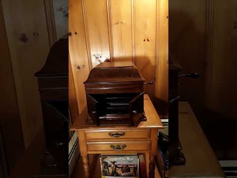 Silver Bells (Jay Livingston-Ray Evans) Margaret Whiting and Jimmy Wakely with Orch.