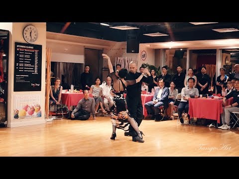Guillermina Quiroga & Mariano Logiudice, Hong Kong Tango Xtreme, Amurado