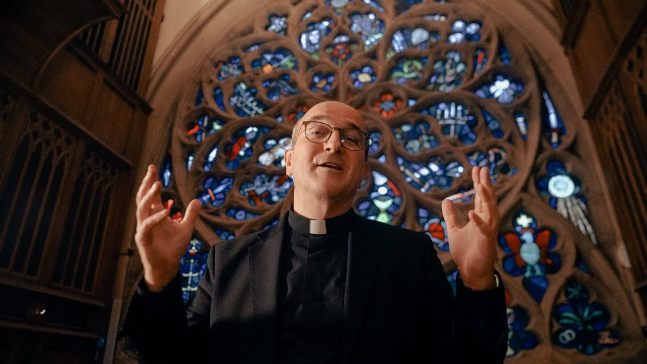 A Christmas Tree in Stained Glass: Unveiling the Jesse Window