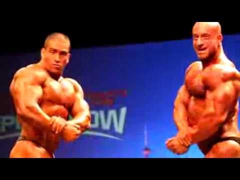 212 Class Finals Comparisons   2012 Toronto Pro SuperShow 2