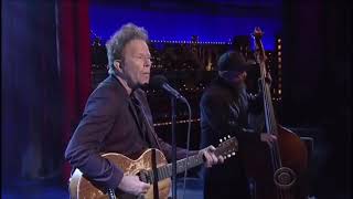 Tom Waits - &quot;Take One Last Look&quot; (Live On David Letterman, 2015)