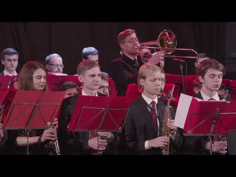 Nutcracker Swing - Peter Iljitsch Tschaikowski/Arr. Hans Joachim Rhinow [performed by OKTAVA]