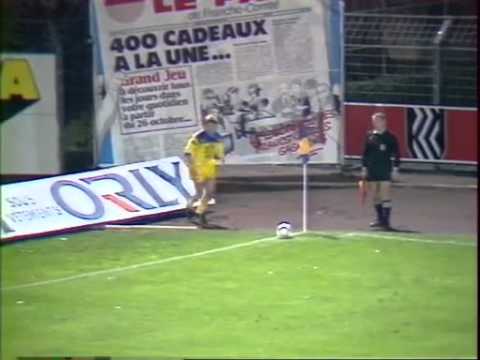 1986/1987 D1 J18 Sochaux-Auxerre: 2-2