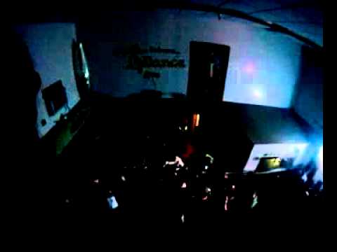 NESTA - 40oz (Live @Tropics)