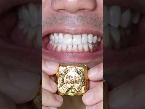 ASMR | Venchi Choco - Cubotto Suprema The perfect chocolate for those with a sweet tooth.#ASMR🙁