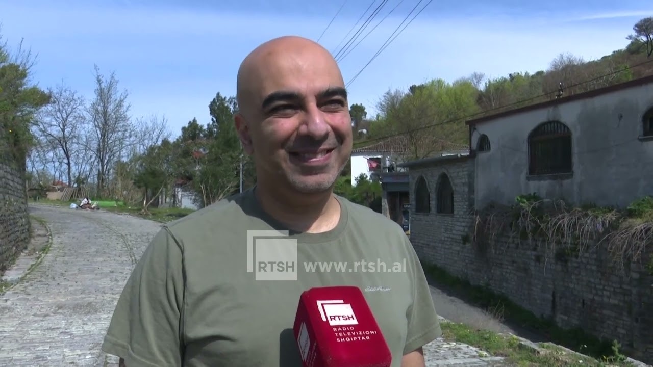 Shkodra magjeps turistët, ata ndajnë kënaqësinë e vizitës dhe eksperiencat nga Shqipëria